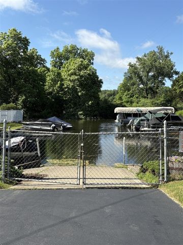 340 Lakeshore Drive, Battle Creek, MI 49015