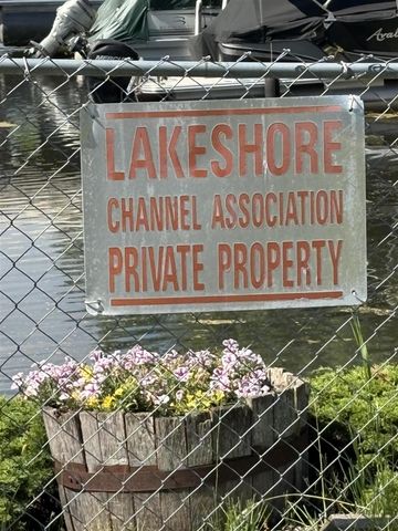 340 Lakeshore Drive, Battle Creek, MI 49015
