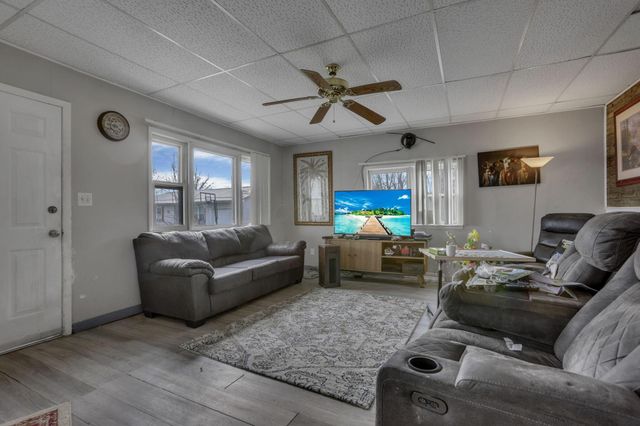 332 Fountain Avenue, Washington Court House, OH 43160