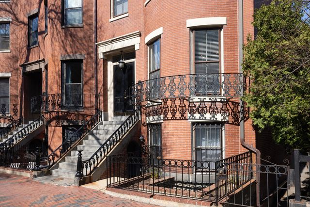 75 Waltham St 1, Boston, MA 02118