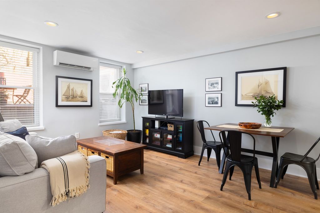 75 Waltham St 1, Boston, MA 02118