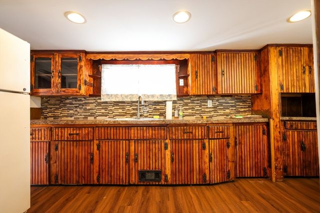 94 Essex Street, Beverly, MA 01915