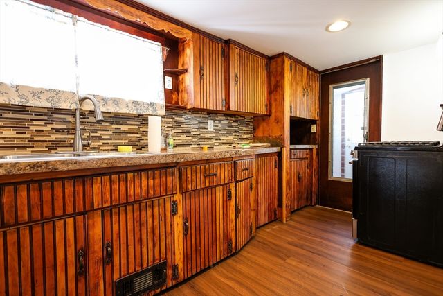 94 Essex Street, Beverly, MA 01915