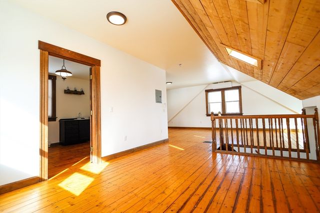 94 Essex Street, Beverly, MA 01915