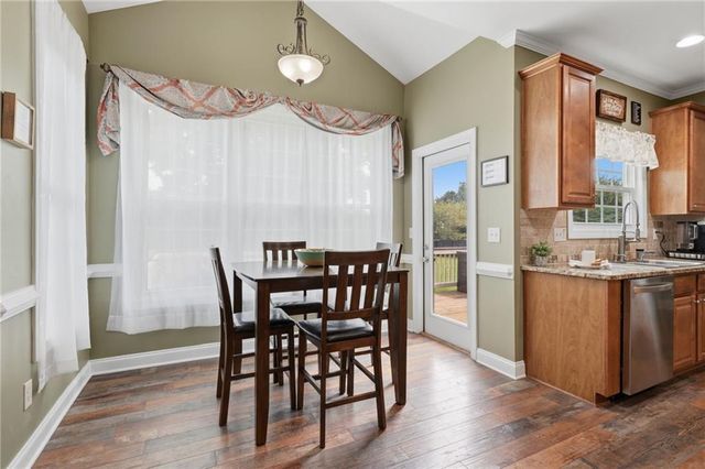 8205 Applewood Court, Gainesville, GA 30506