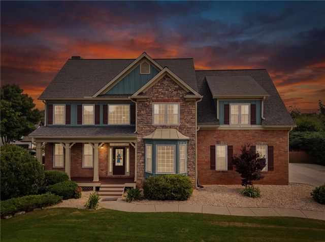 8205 Applewood Court, Gainesville, GA 30506