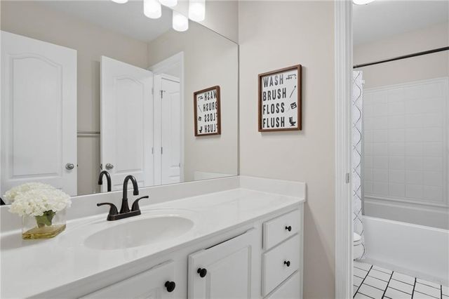8205 Applewood Court, Gainesville, GA 30506