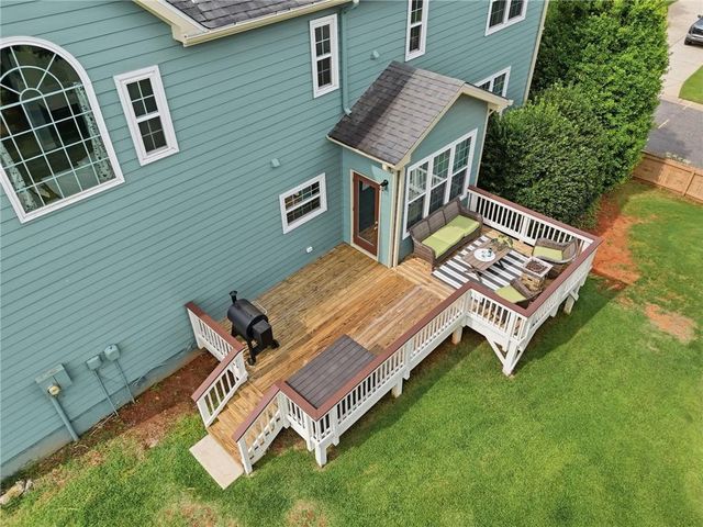 8205 Applewood Court, Gainesville, GA 30506