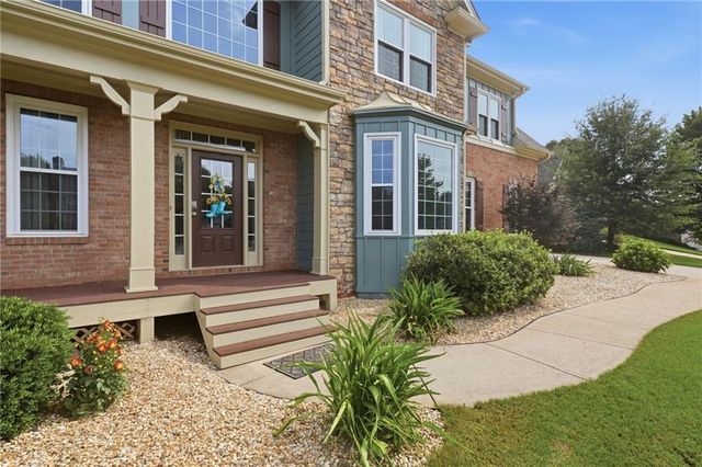8205 Applewood Court, Gainesville, GA 30506