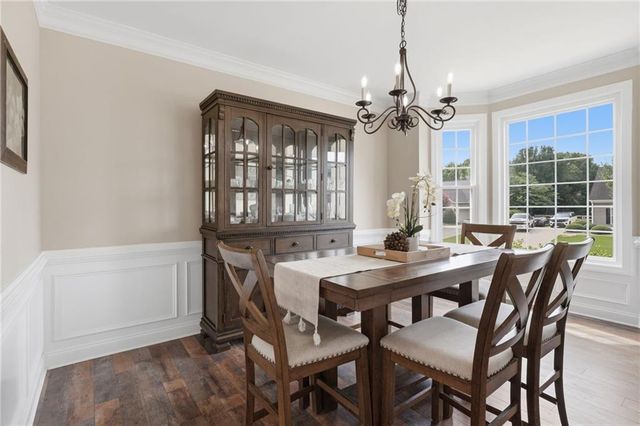 8205 Applewood Court, Gainesville, GA 30506