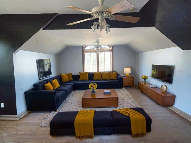 13195 NW 93RD LANE, Alachua, FL 32615