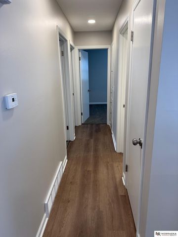 8822 Pine Drive, La Vista, NE 68128