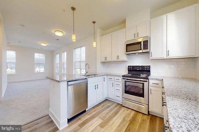 4910 EAST CAPITOL, Washington, DC 20019