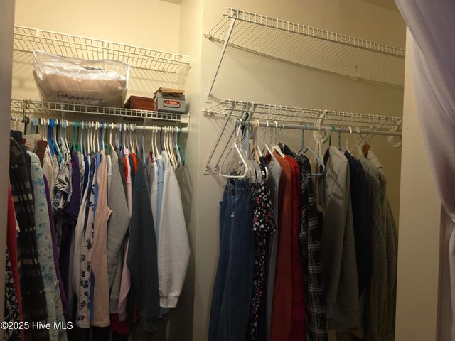 200 Carolina Drive, Jacksonville, NC 28546