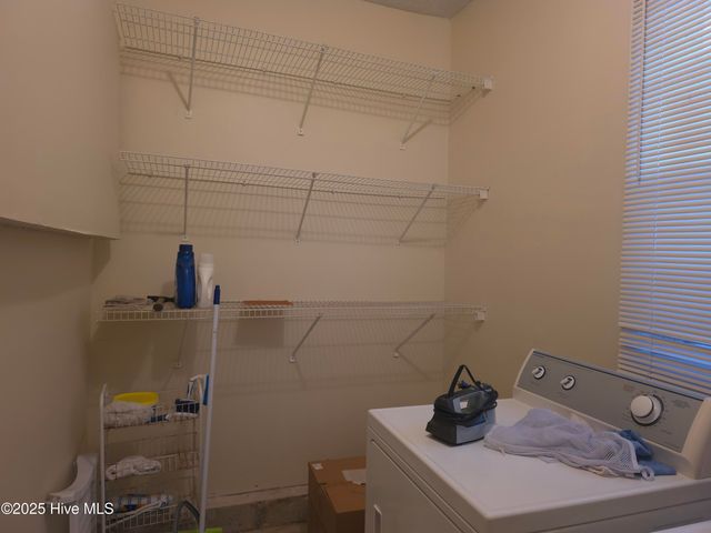 200 Carolina Drive, Jacksonville, NC 28546