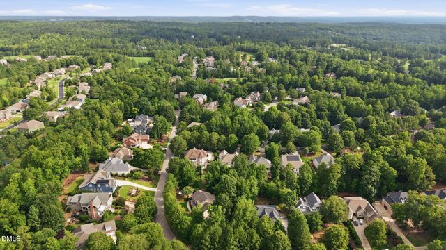 100 Golden Heather, Chapel Hill, NC 27517
