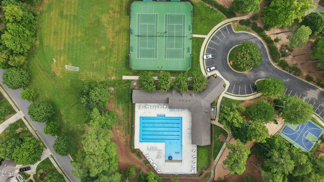 100 Golden Heather, Chapel Hill, NC 27517