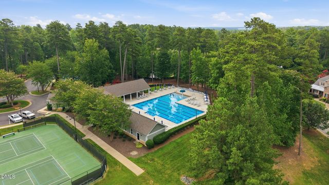 100 Golden Heather, Chapel Hill, NC 27517