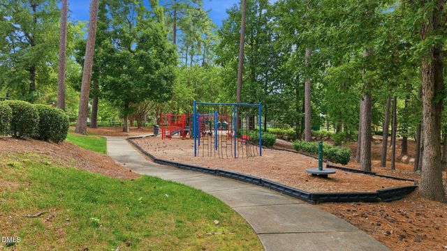 100 Golden Heather, Chapel Hill, NC 27517