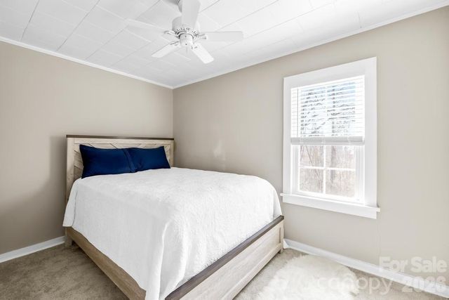 430 Arlington Circle NW, Lenoir, NC 28645