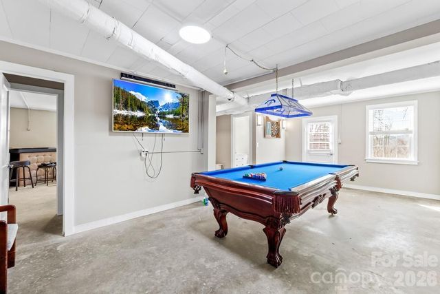 430 Arlington Circle NW, Lenoir, NC 28645