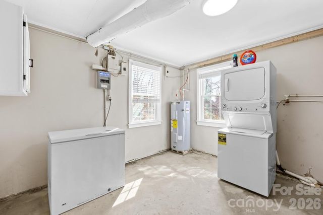 430 Arlington Circle NW, Lenoir, NC 28645