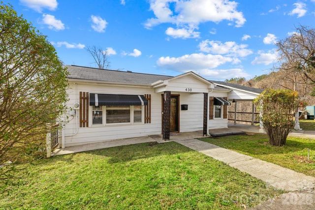 430 Arlington Circle NW, Lenoir, NC 28645