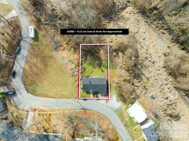 430 Arlington Circle NW, Lenoir, NC 28645