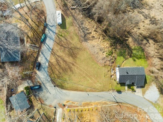 430 Arlington Circle NW, Lenoir, NC 28645