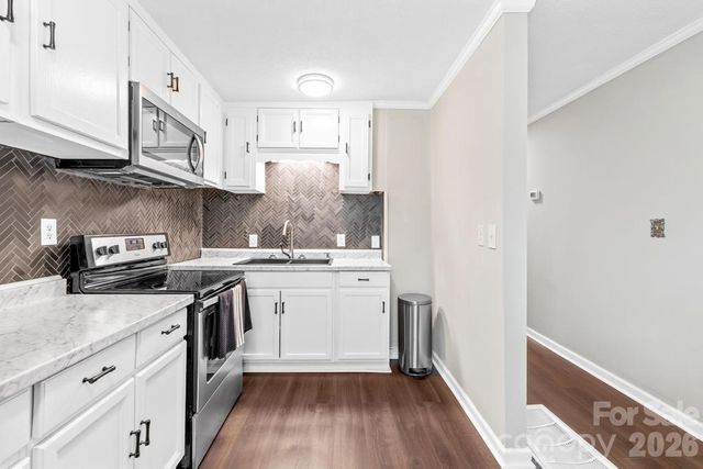 430 Arlington Circle NW, Lenoir, NC 28645