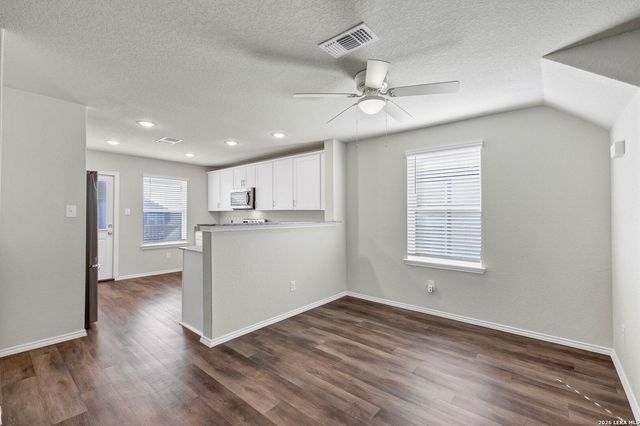 5030 Flight Sail, San Antonio, TX 78245