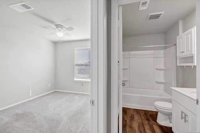 5030 Flight Sail, San Antonio, TX 78245