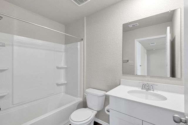 5030 Flight Sail, San Antonio, TX 78245