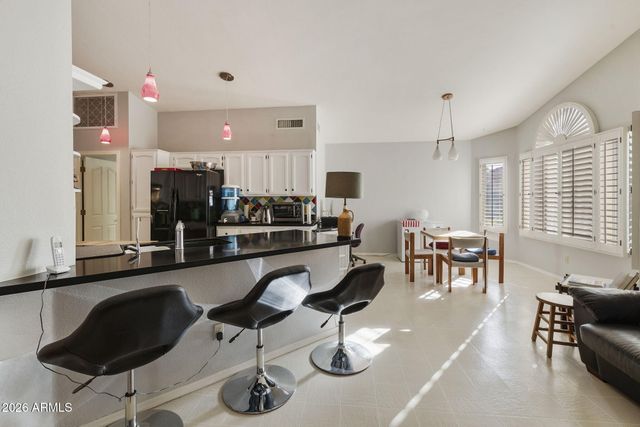 25222 S BUTTONWOOD Drive, Sun Lakes, AZ 85248