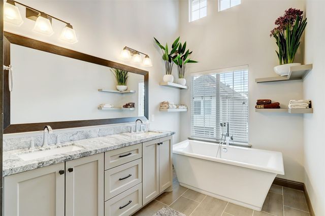 10905 Upland Retreat, Houston, TX 77043