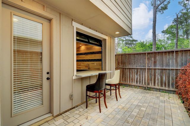 10905 Upland Retreat, Houston, TX 77043