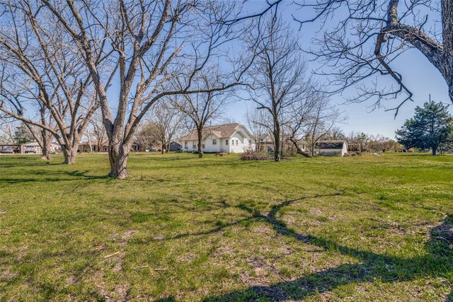 1107 N Houston, Royse City, TX 75189