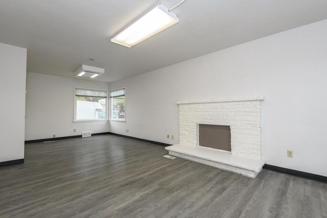 208 Wright STREET, Waukesha, WI 53186