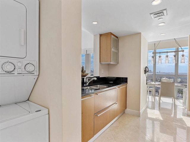 101 20th St 3002, Miami Beach, FL 33139