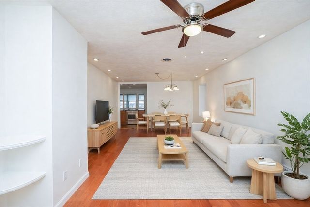 175 Trenton 3, Boston, MA 02128