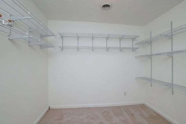 175 Trenton 3, Boston, MA 02128