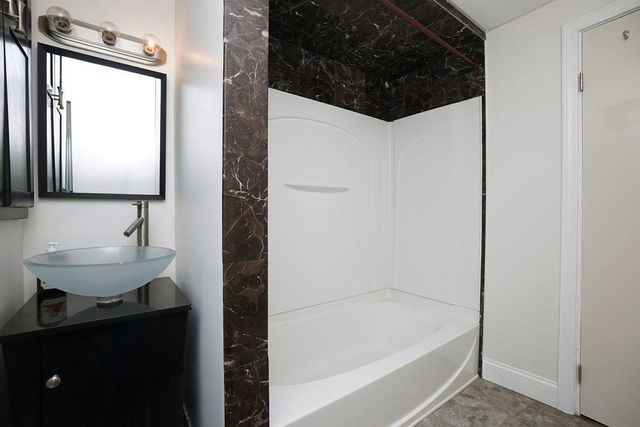 175 Trenton 3, Boston, MA 02128