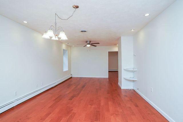 175 Trenton 3, Boston, MA 02128