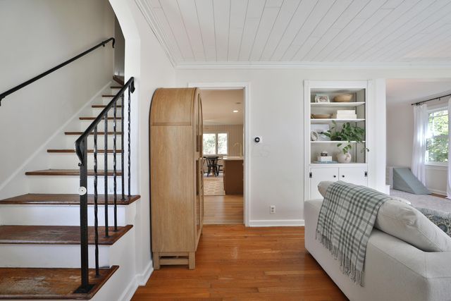 272 Colonial Avenue, Worthington, OH 43085