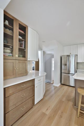 272 Colonial Avenue, Worthington, OH 43085