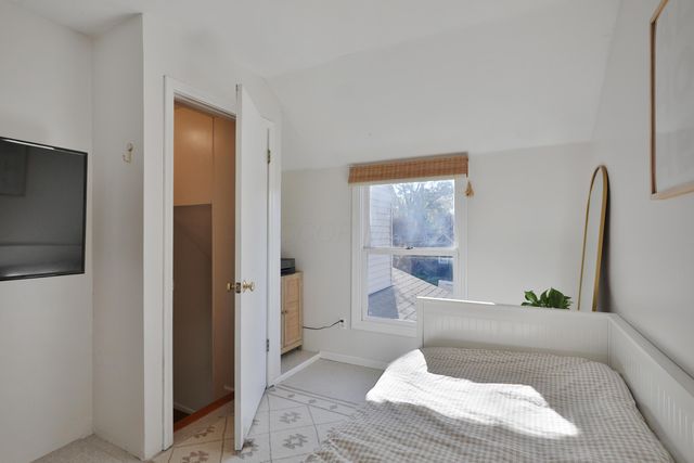 272 Colonial Avenue, Worthington, OH 43085