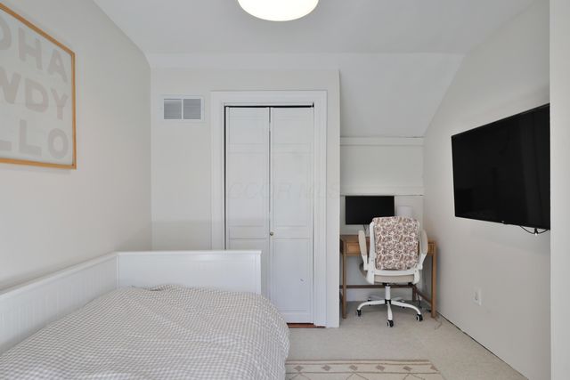 272 Colonial Avenue, Worthington, OH 43085