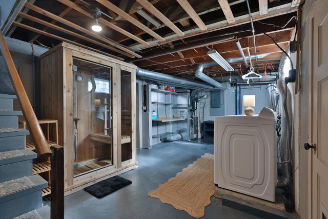 272 Colonial Avenue, Worthington, OH 43085