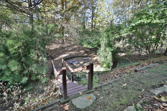 272 Colonial Avenue, Worthington, OH 43085