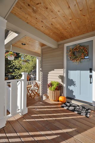 272 Colonial Avenue, Worthington, OH 43085